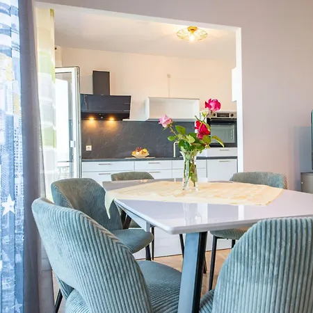Snjezana By Interhome Appartement Jadranovo